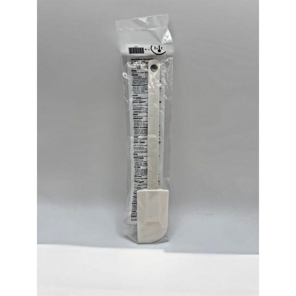 NEW IN PKG Pampered Chef Classic Scraper Rubber Spatula 1650 11 Inch White